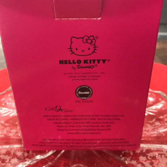 2013 Hello Kitty Holiday Ornament - Picture 5 of 7